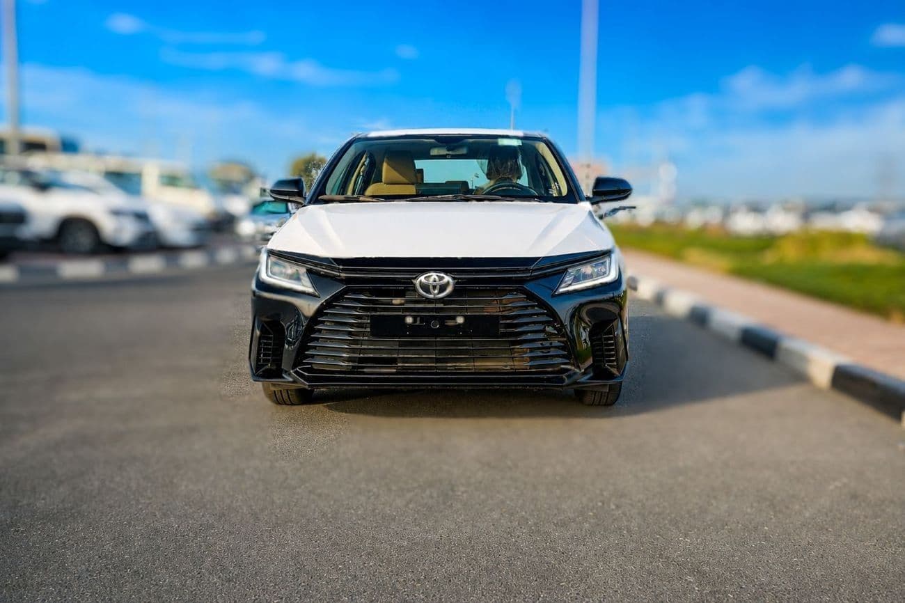 2026 Toyota Yaris E thumbnail 4
