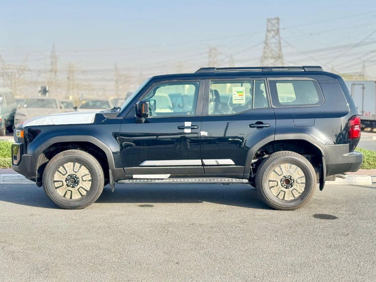 2025 Toyota Prado GXR thumbnail 3