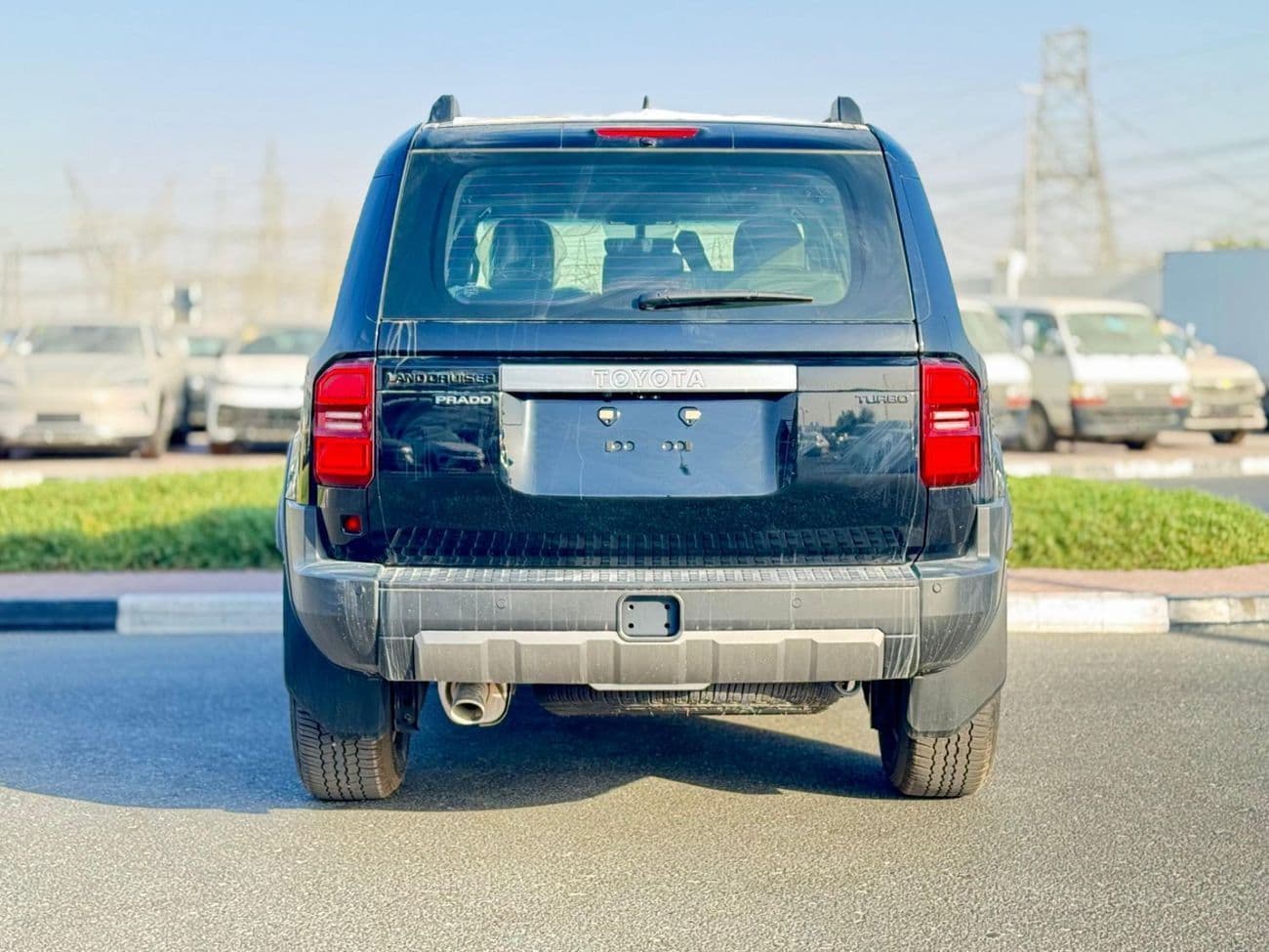 2025 Toyota Prado GXR thumbnail 4