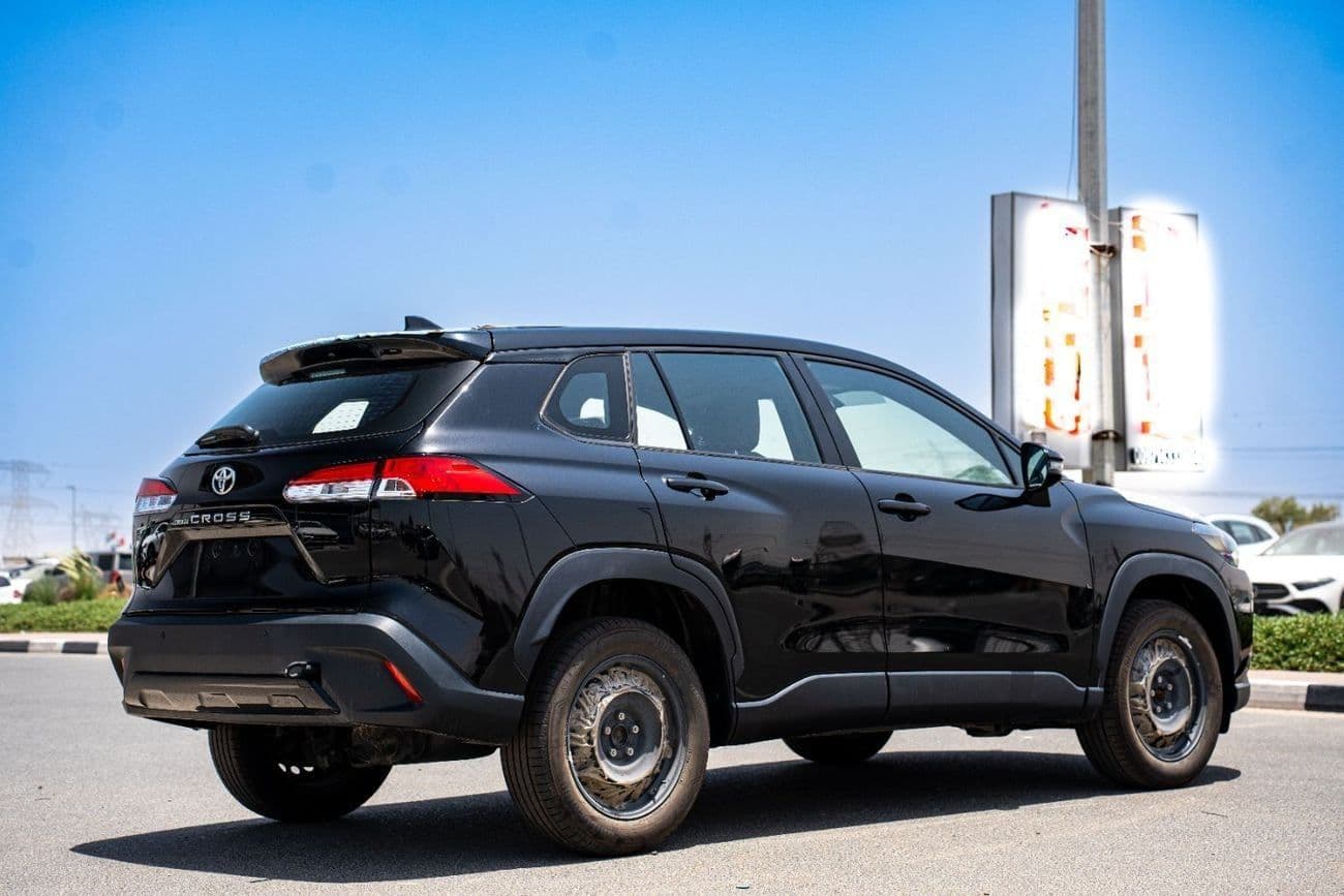 2025 Toyota Corolla Cross XL thumbnail 3
