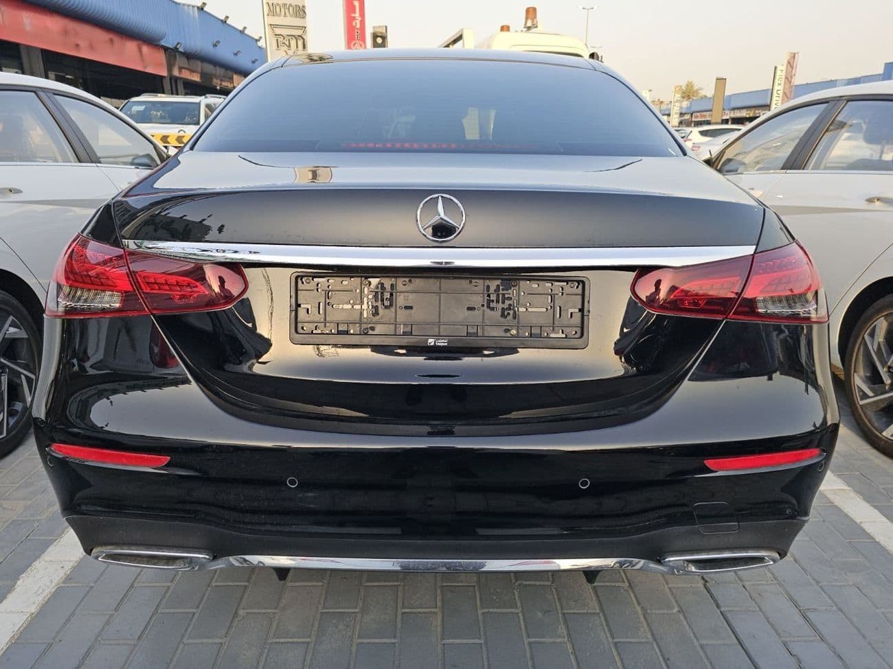 2023 Mercedes Benz E200 PREMIUM thumbnail 6