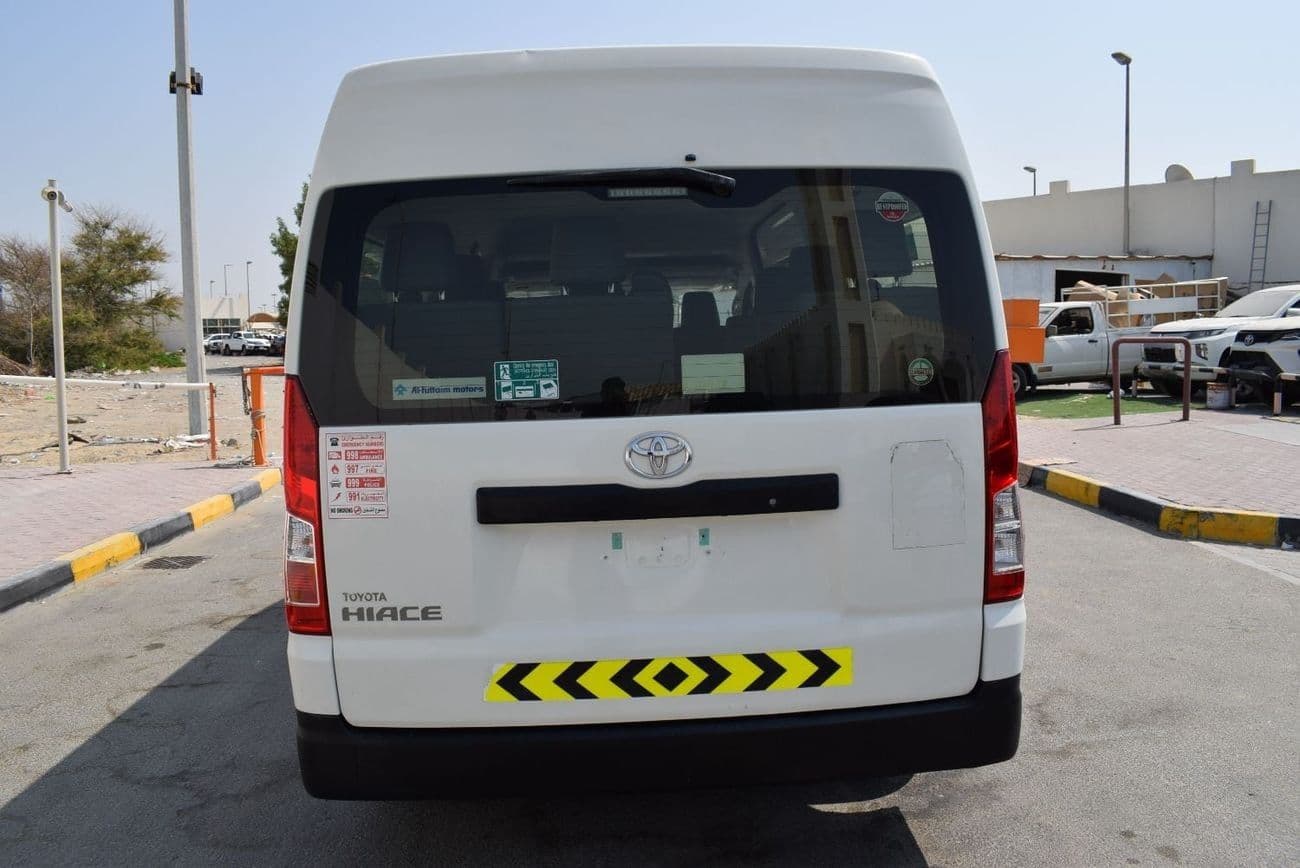2023 Toyota Hiace GL thumbnail 6