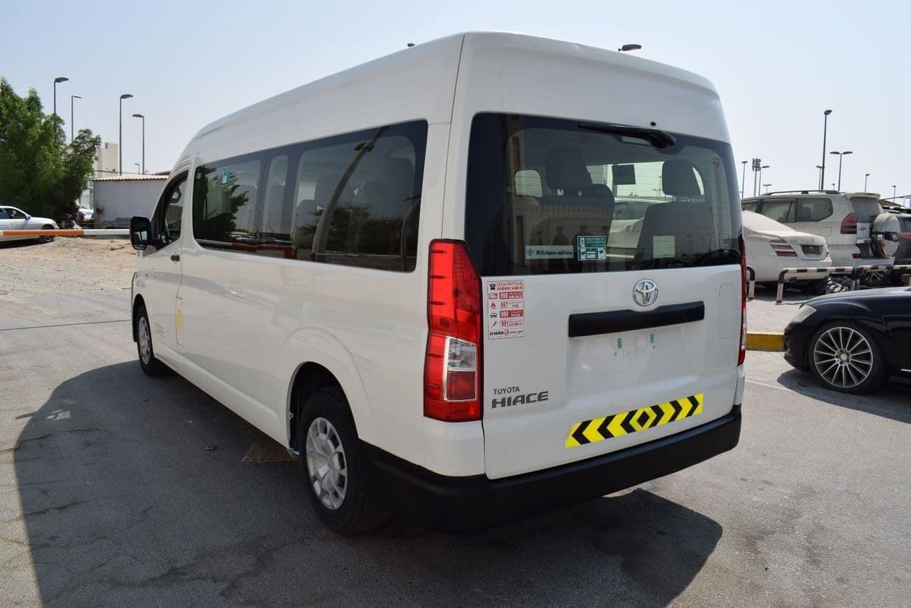 2023 Toyota Hiace GL thumbnail 7