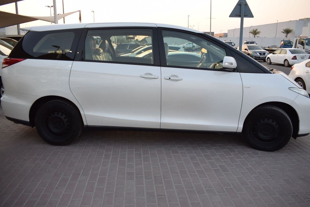 2019 Toyota Previa S thumbnail 2