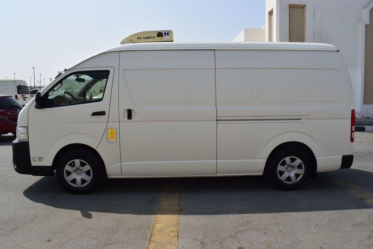 2022 Toyota Hiace GL