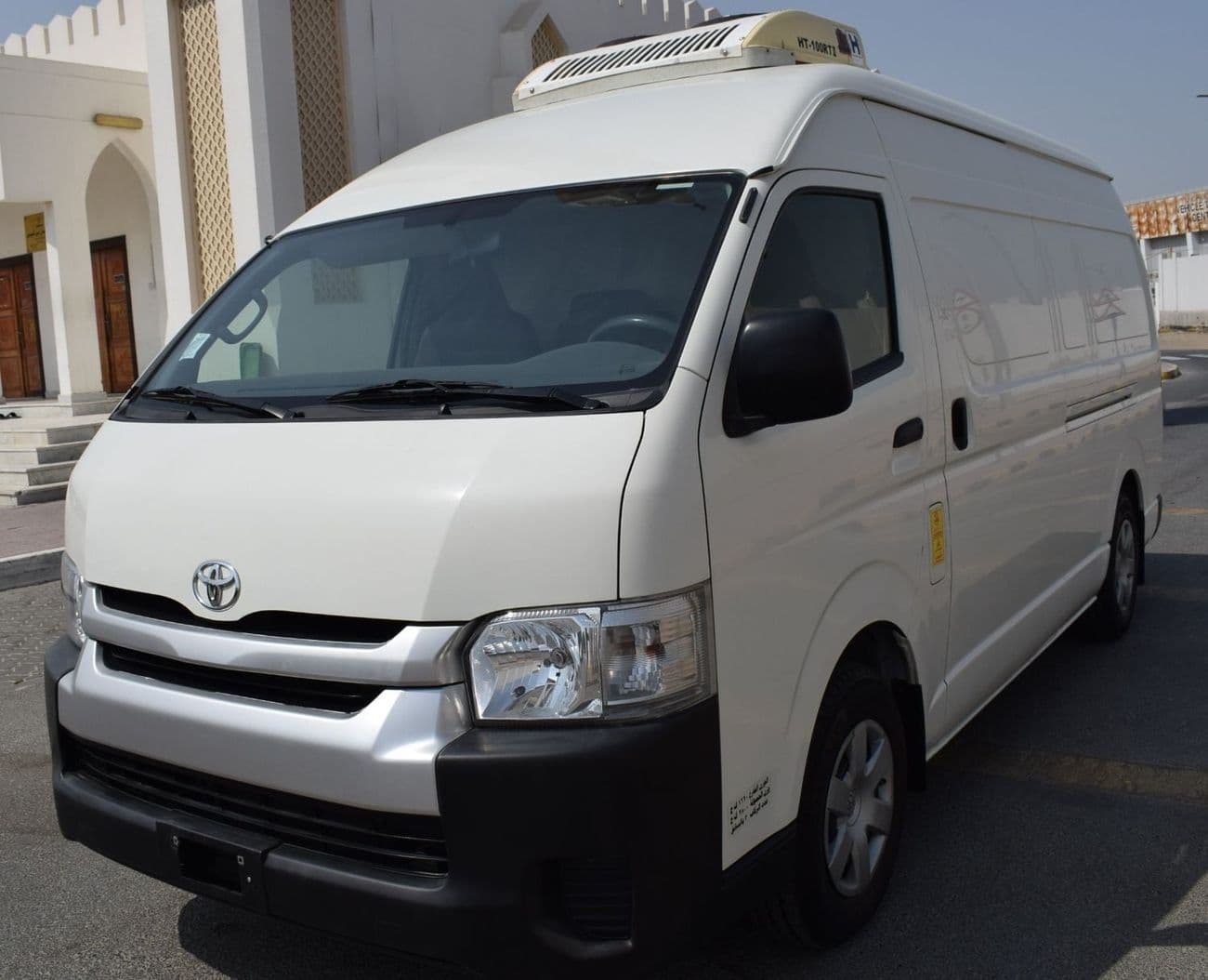 2022 Toyota Hiace GL thumbnail 5