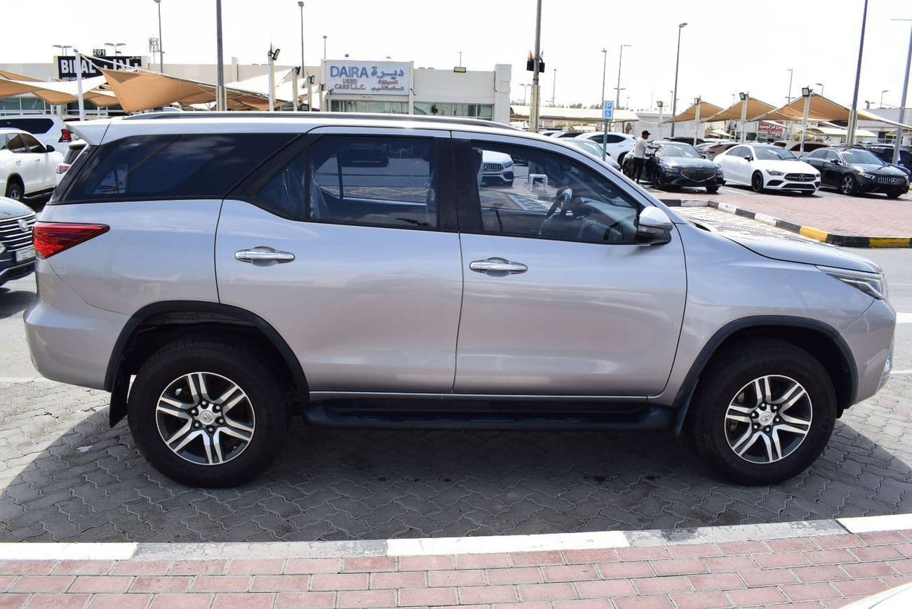 2021 Toyota Fortuner EXR thumbnail 3