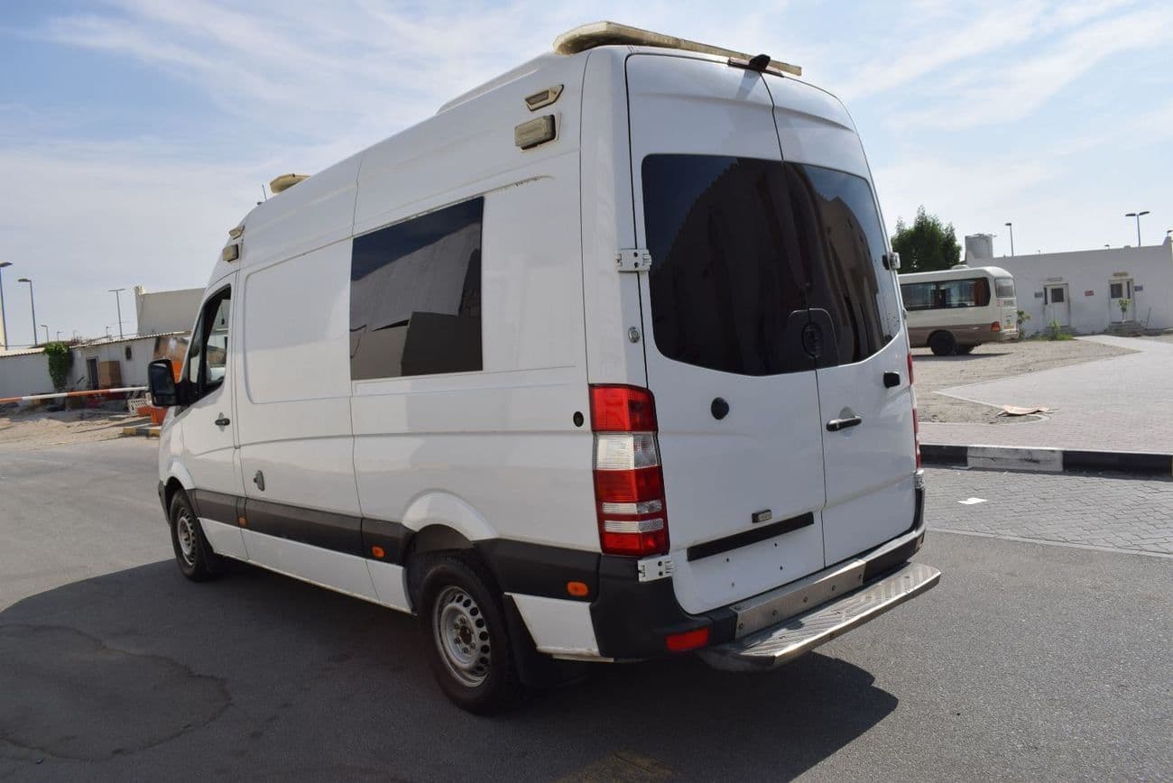 2015 Mercedes Benz Sprinter thumbnail 8