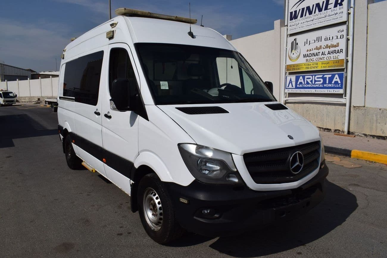 2015 Mercedes Benz Sprinter thumbnail 2