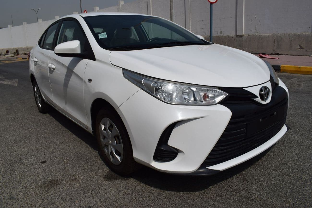 2022 Toyota Yaris E