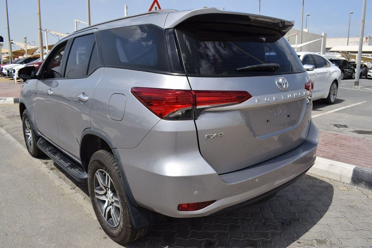 2021 Toyota Fortuner EXR thumbnail 7
