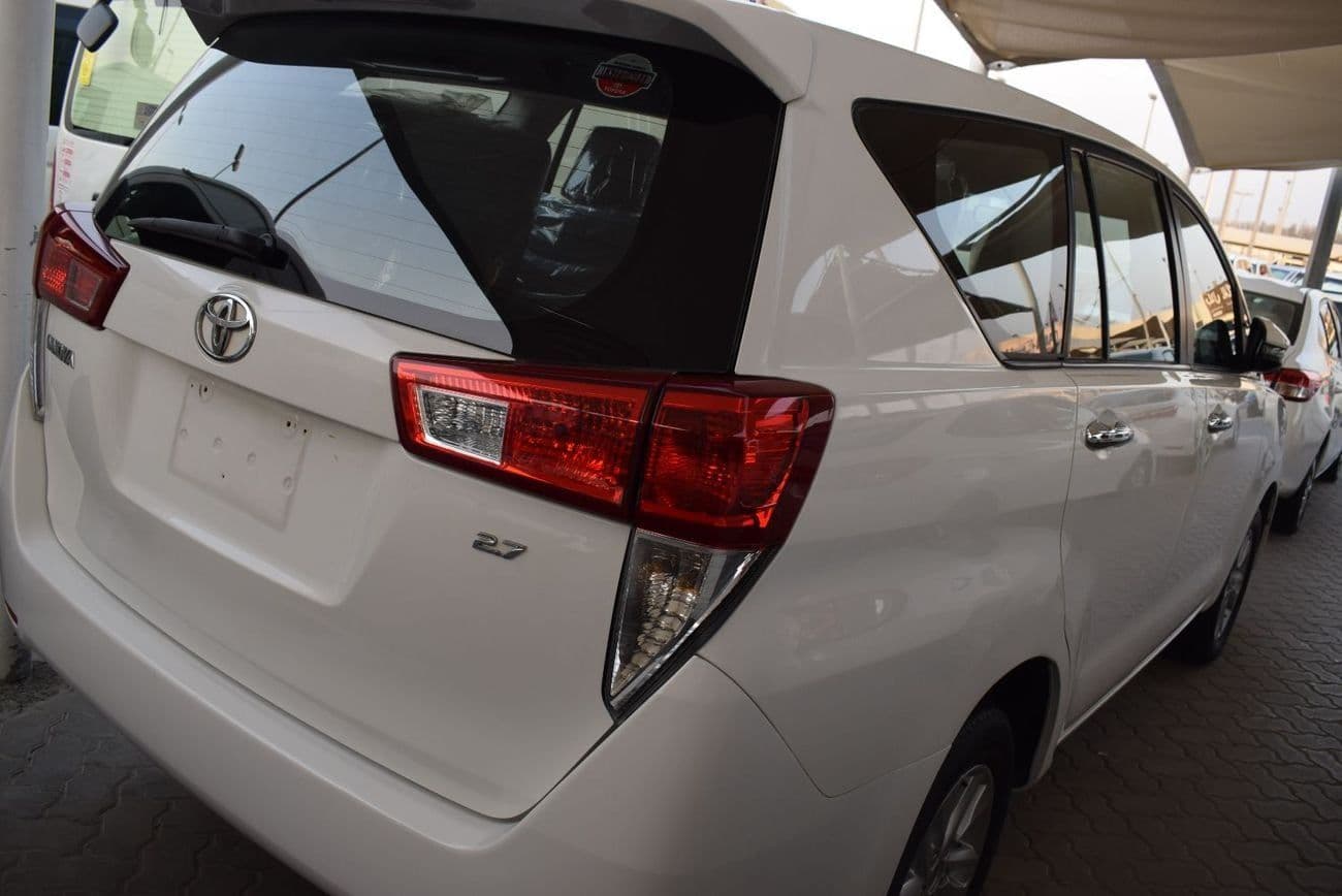 2020 Toyota Innova SE thumbnail 5