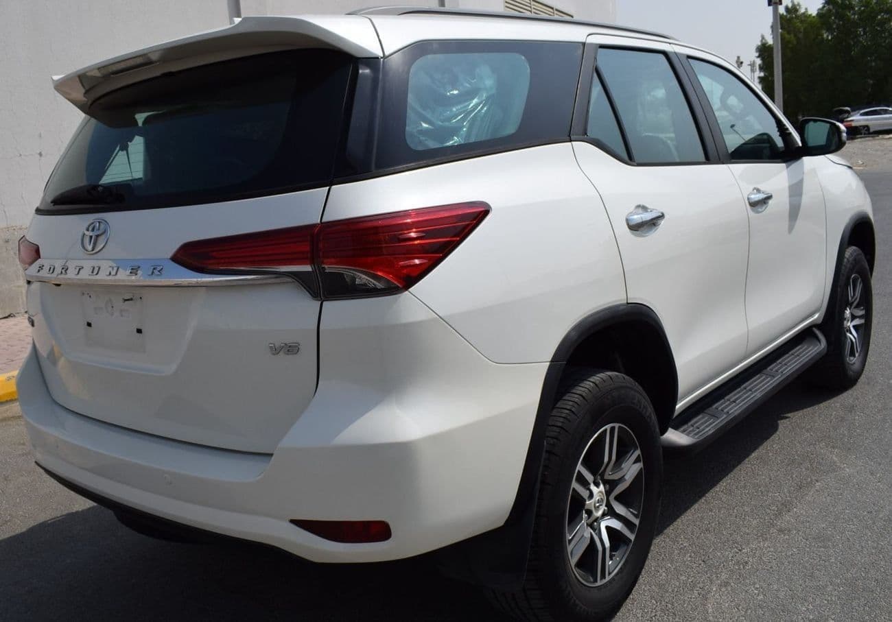 2019 Toyota Fortuner GXR thumbnail 5