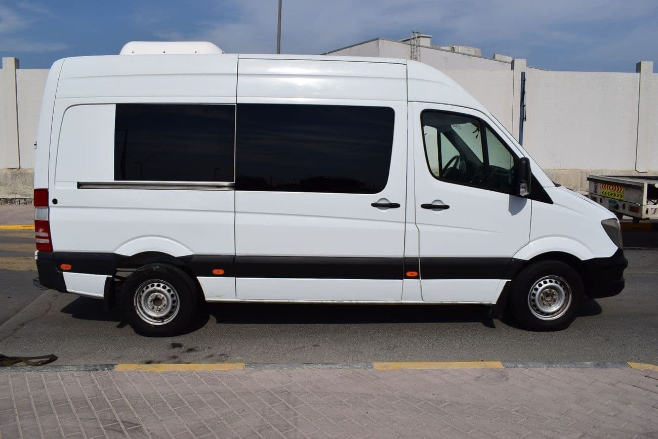 2014 Mercedes Benz Sprinter thumbnail 2