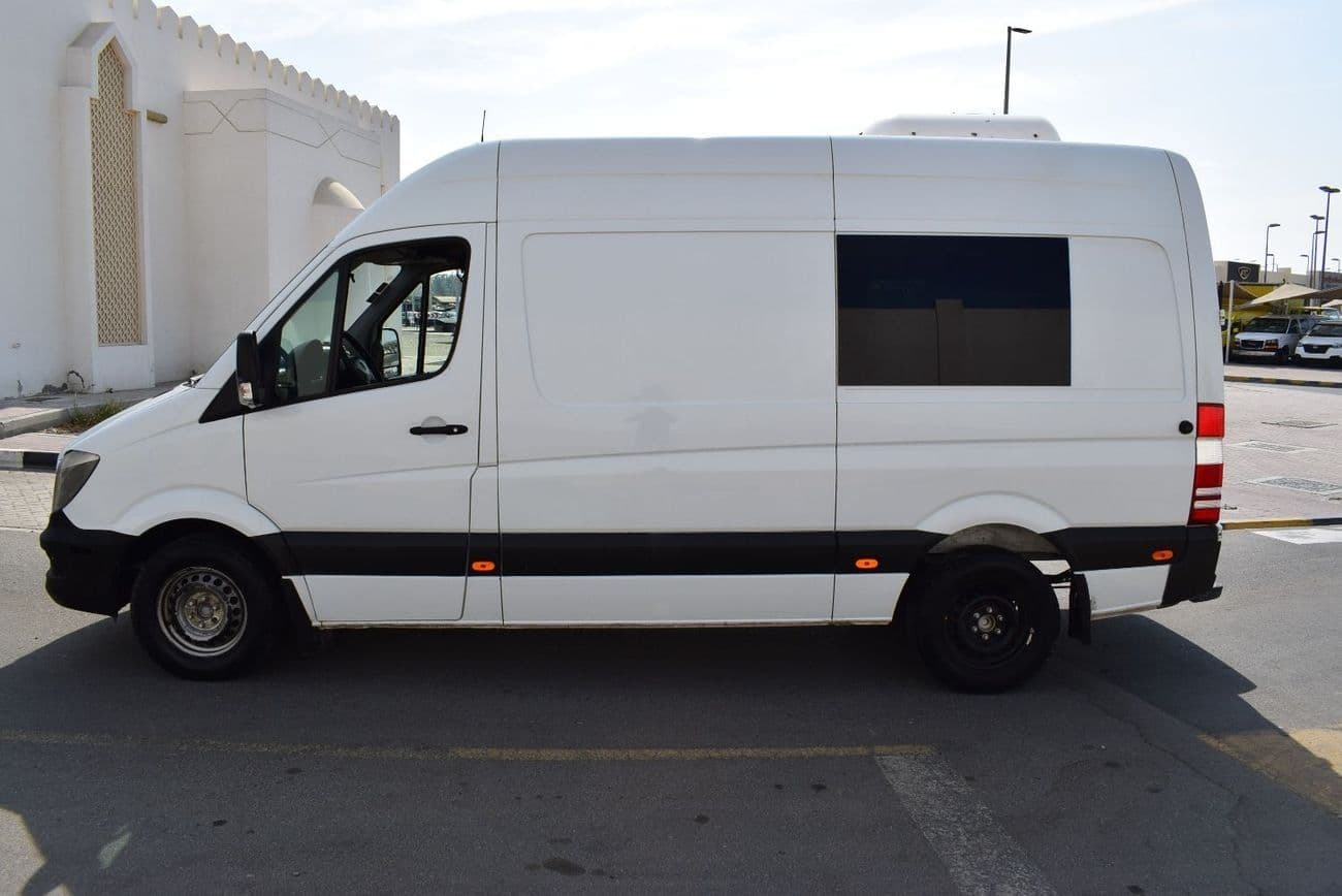 2014 Mercedes Benz Sprinter thumbnail 5
