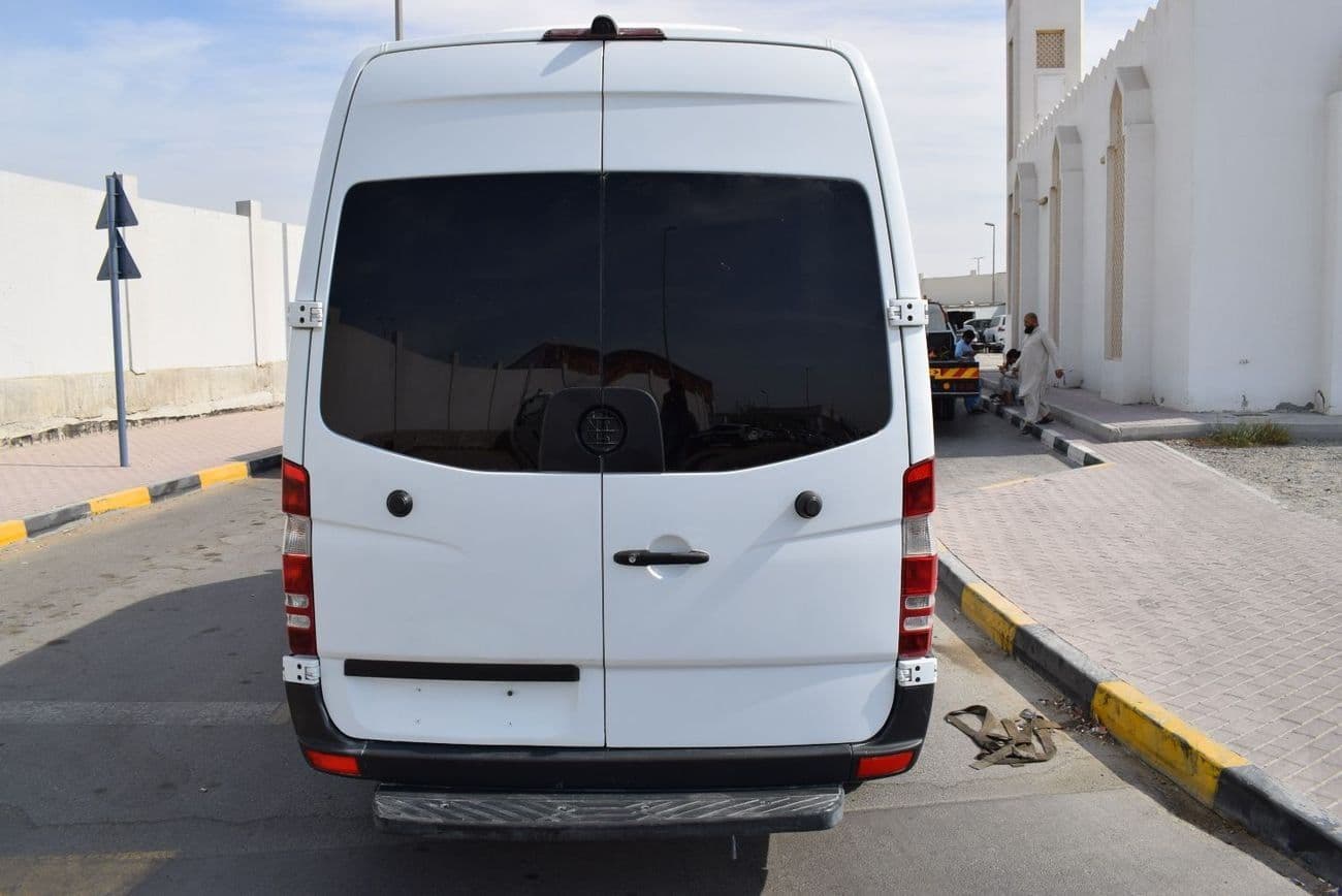 2014 Mercedes Benz Sprinter thumbnail 8