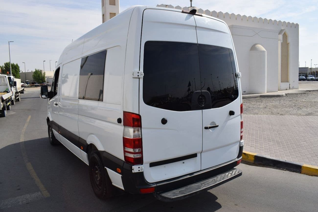 2014 Mercedes Benz Sprinter thumbnail 7