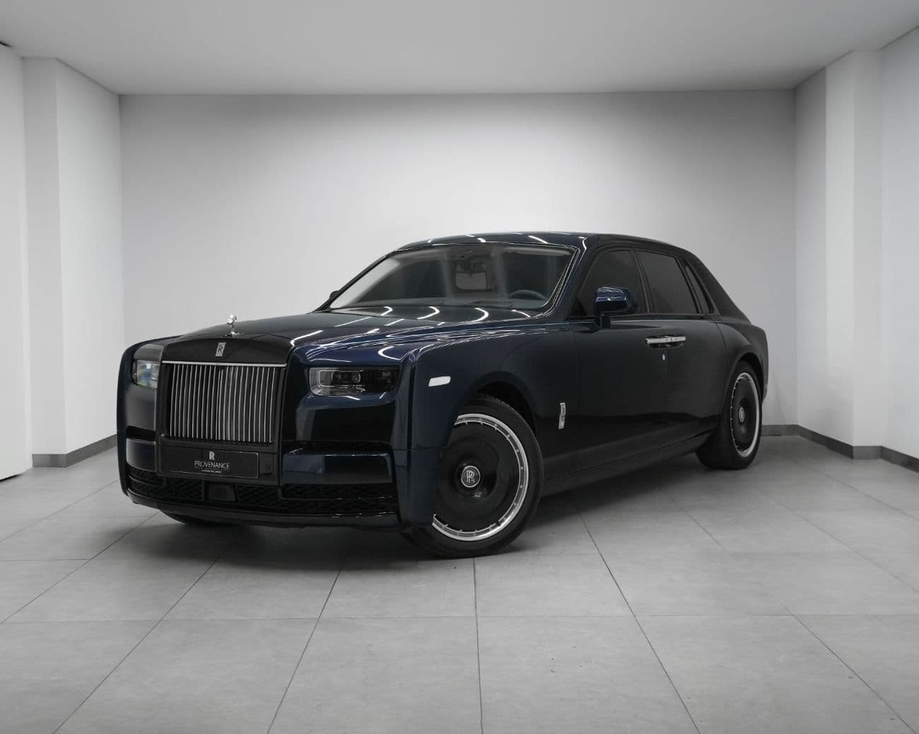 2025 Rolls Royce Phantom EWB