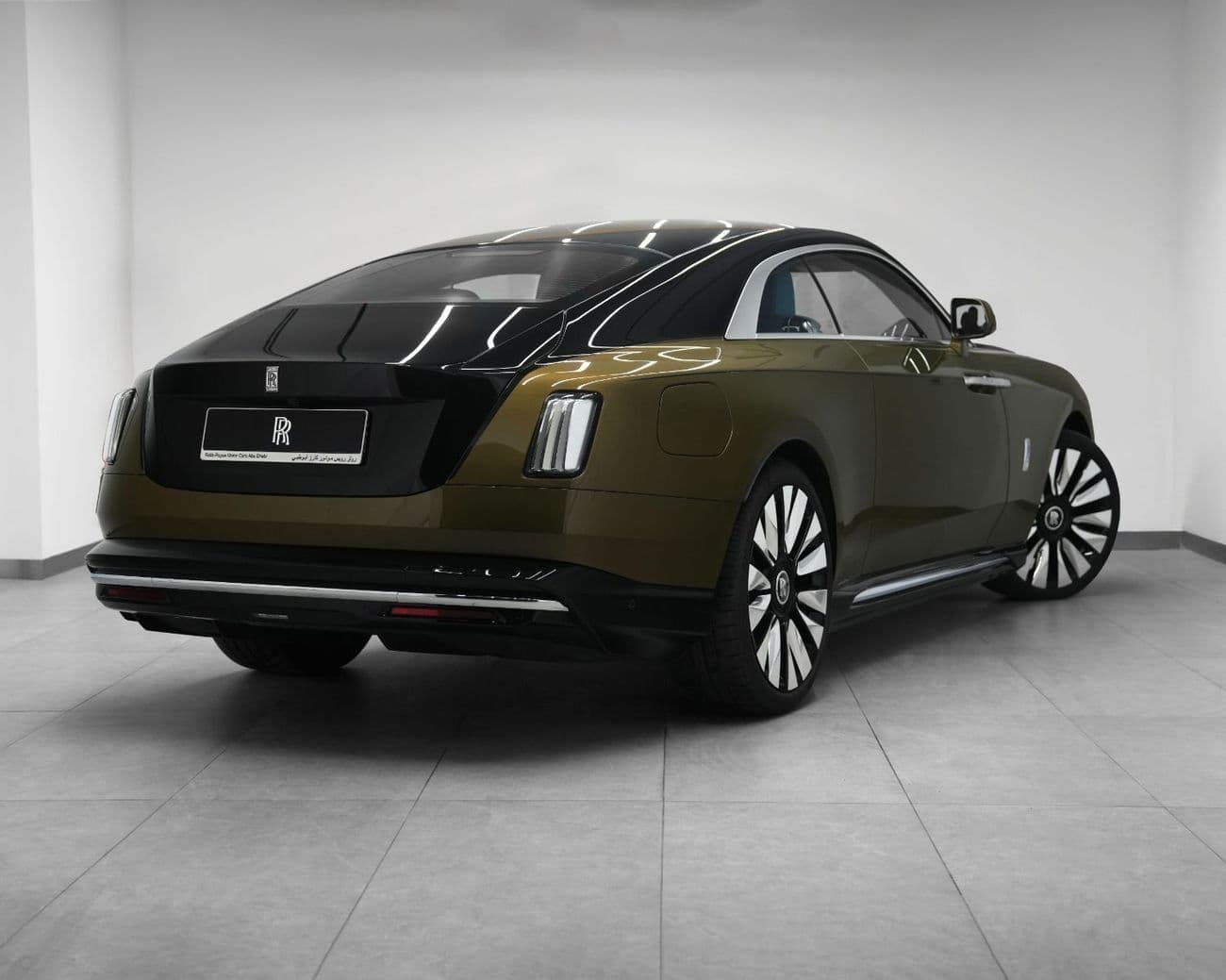 2025 Rolls Royce Spectre STANDARD thumbnail 2
