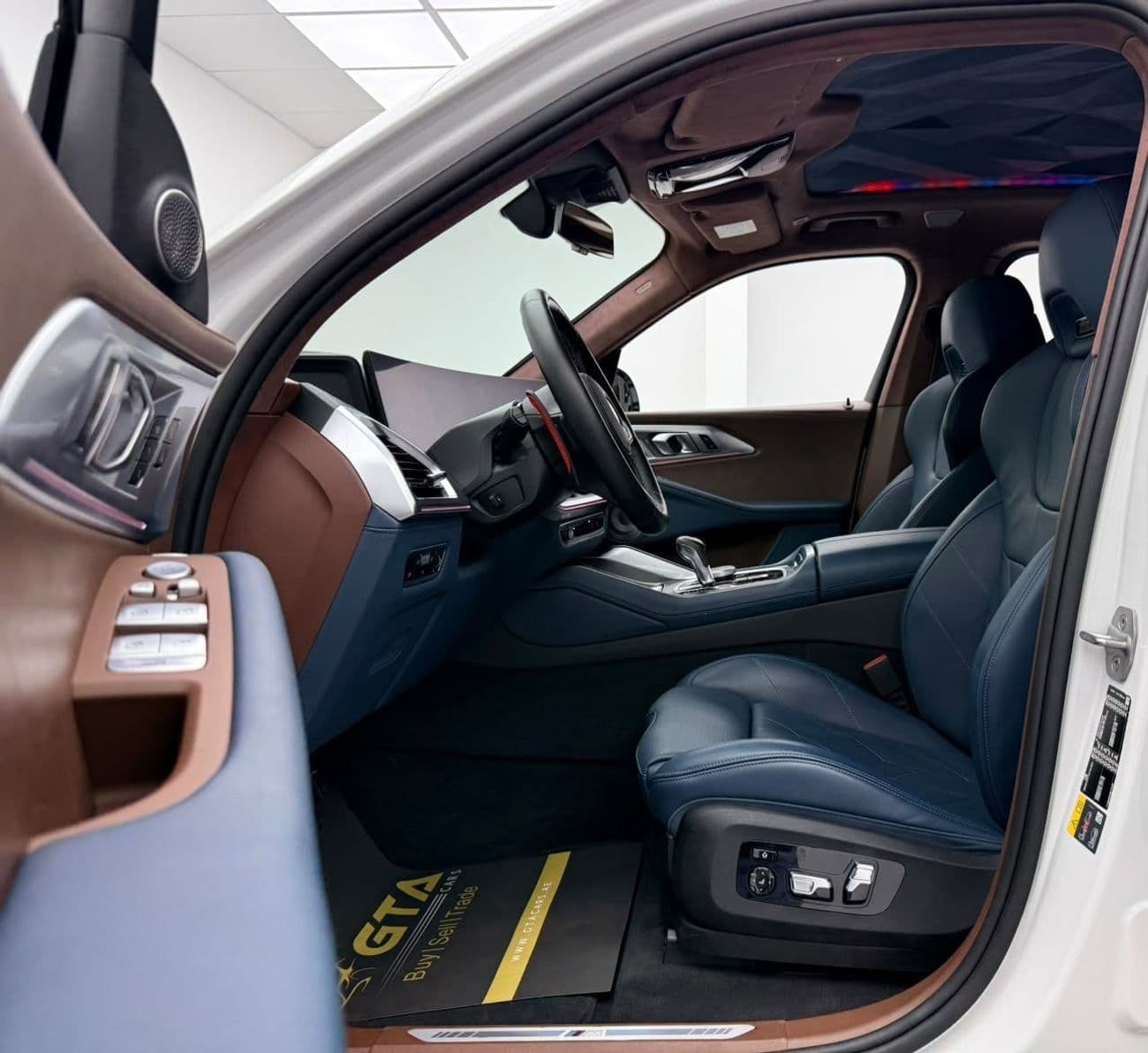 2023 BMW XM SHADOWLINE thumbnail 8