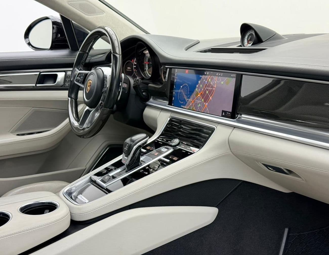 2018 Porsche Panamera TURBO SPORT TURISMO thumbnail 7