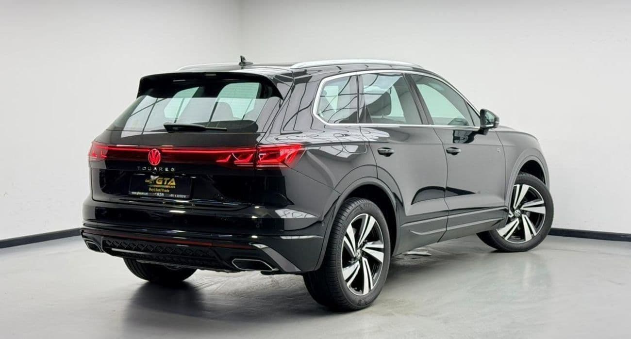2024 Volkswagen Touareg thumbnail 4