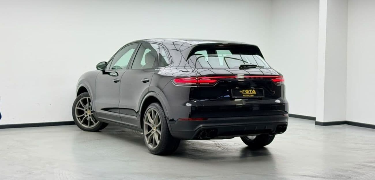 2020 Porsche Cayenne STANDARD thumbnail 6