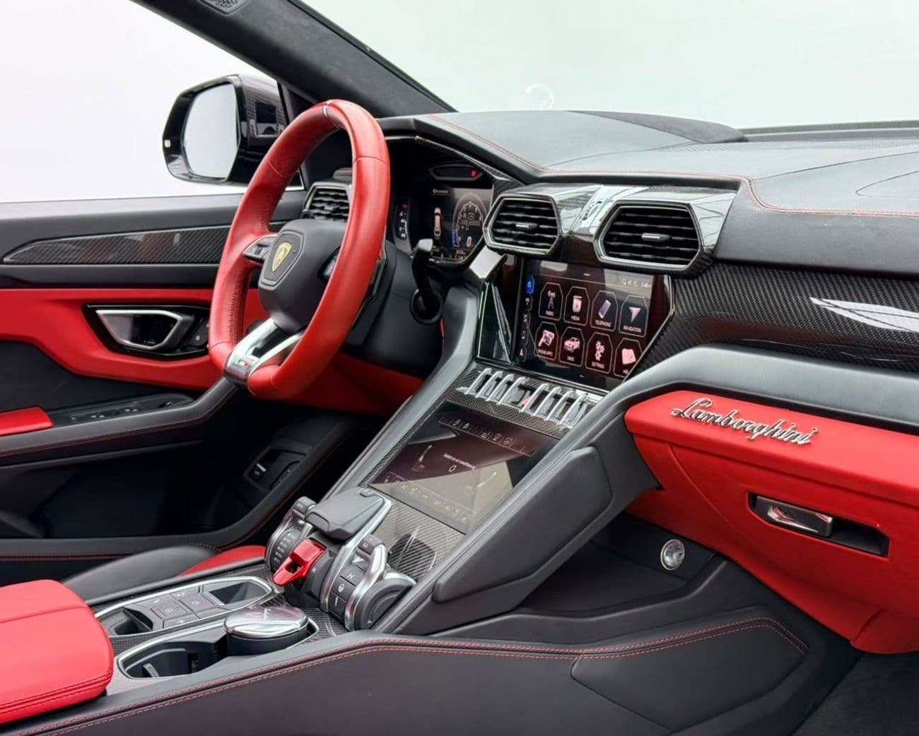 2021 Lamborghini Urus NOVITEC thumbnail 7