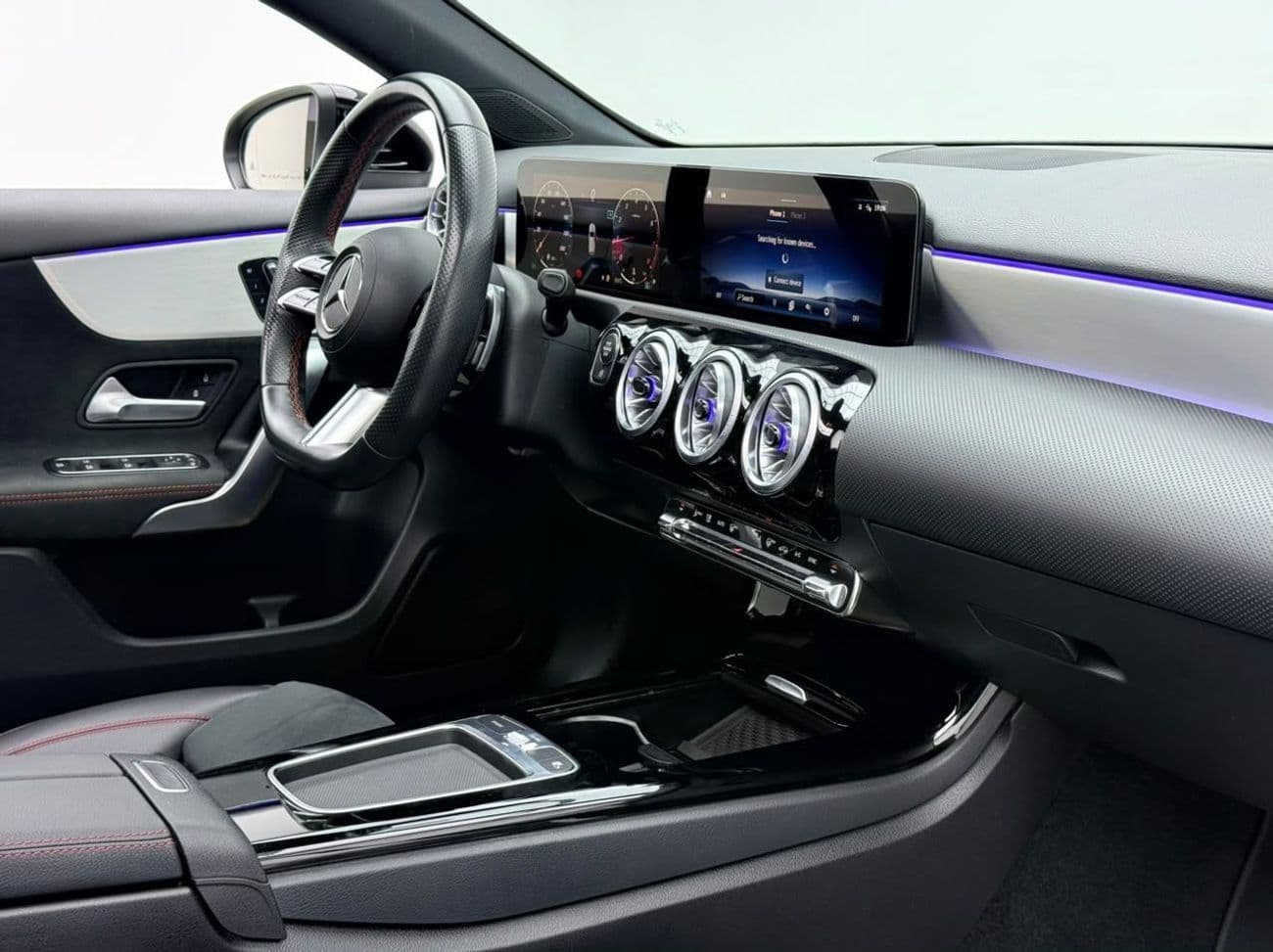 2023 Mercedes Benz A200 PREMIUM thumbnail 7