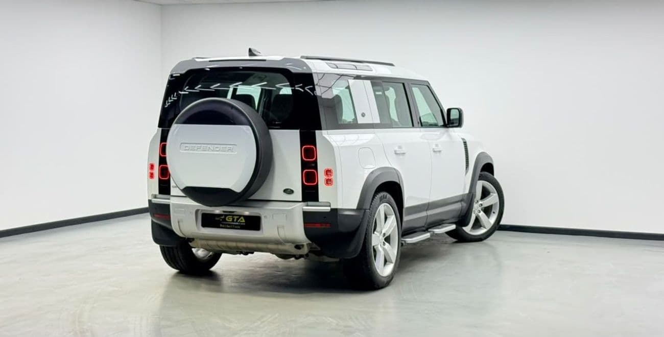 2022 Land Rover Defender 110 SE P300 thumbnail 4