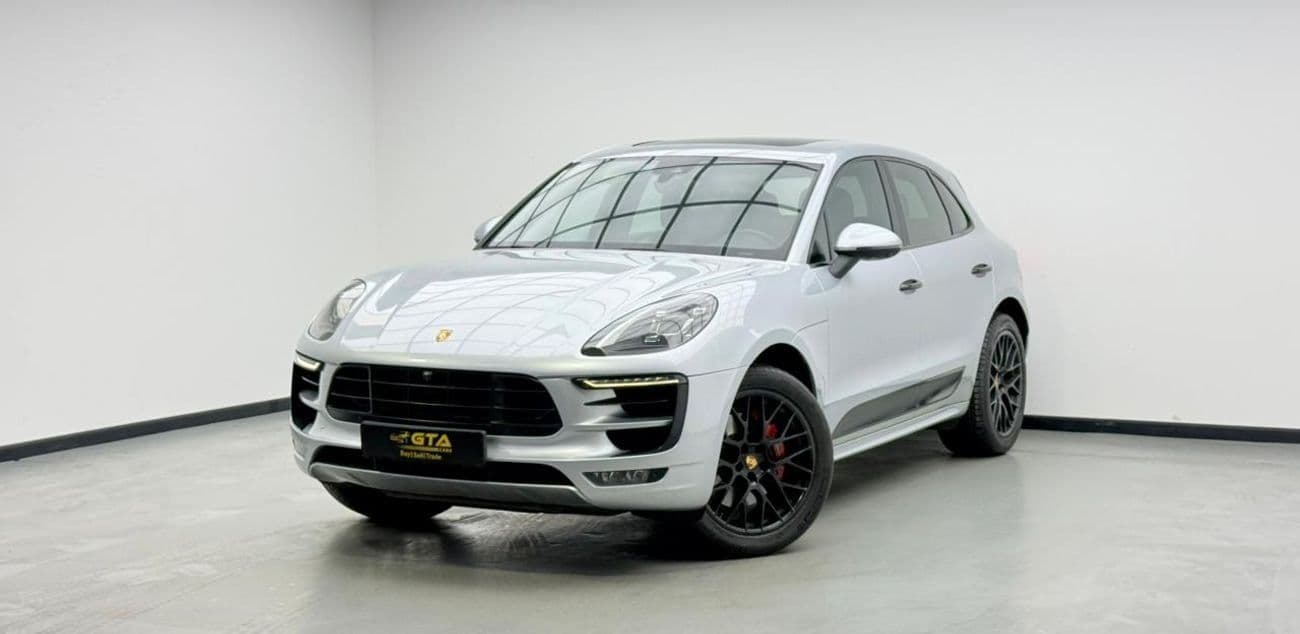 2017 Porsche Macan GTS thumbnail 3