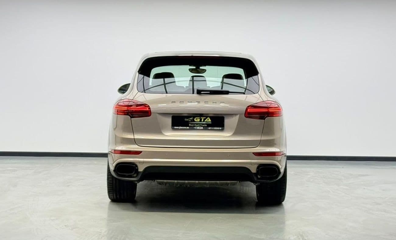 2016 Porsche Cayenne STANDARD thumbnail 5