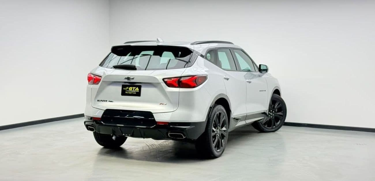 2022 Chevrolet Blazer RS thumbnail 4