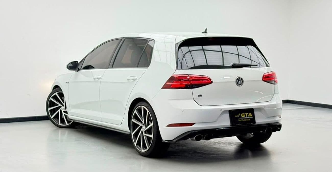 2018 Volkswagen Golf R thumbnail 6