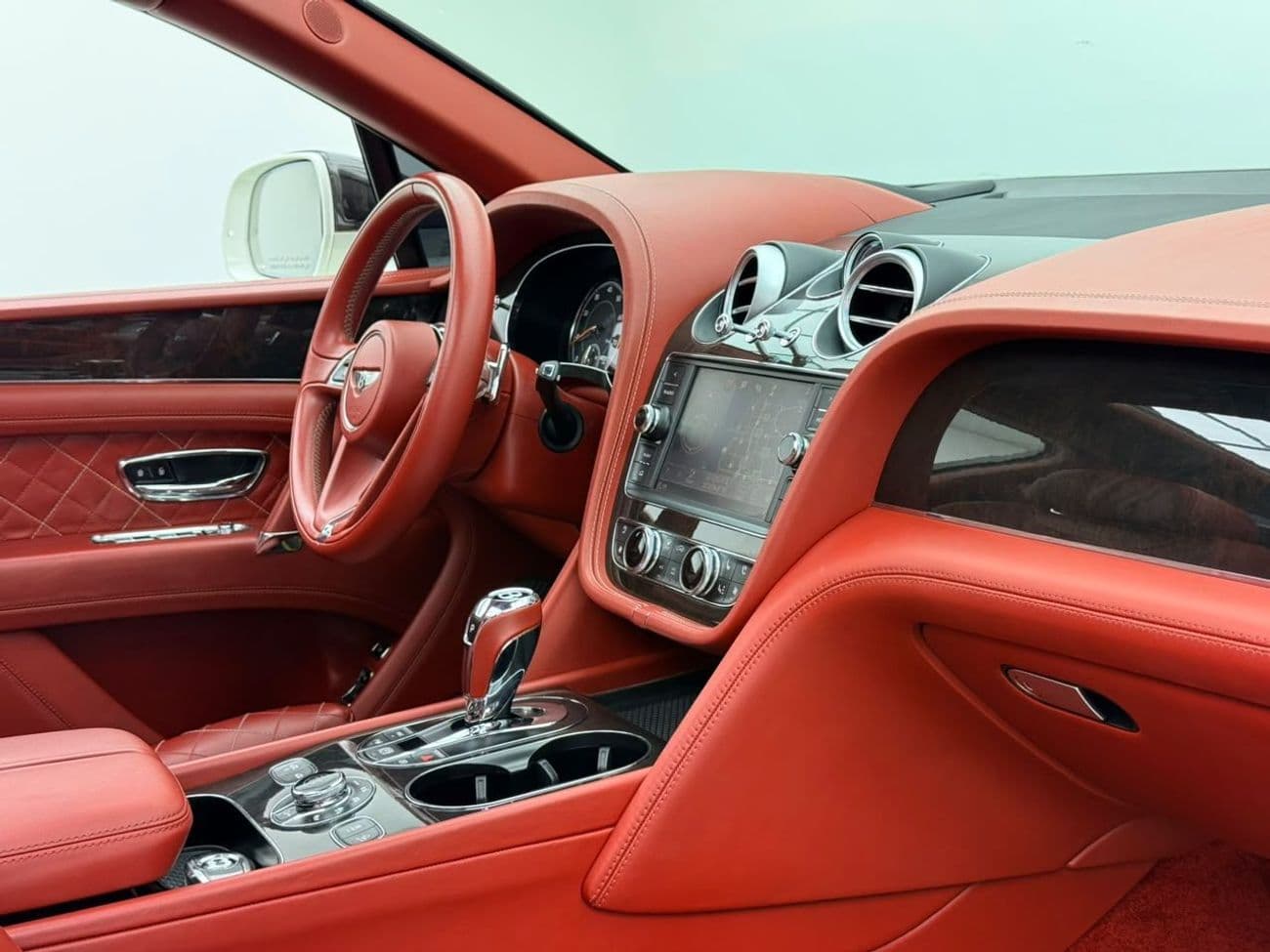 2017 Bentley Bentayga FIRST EDITION thumbnail 7