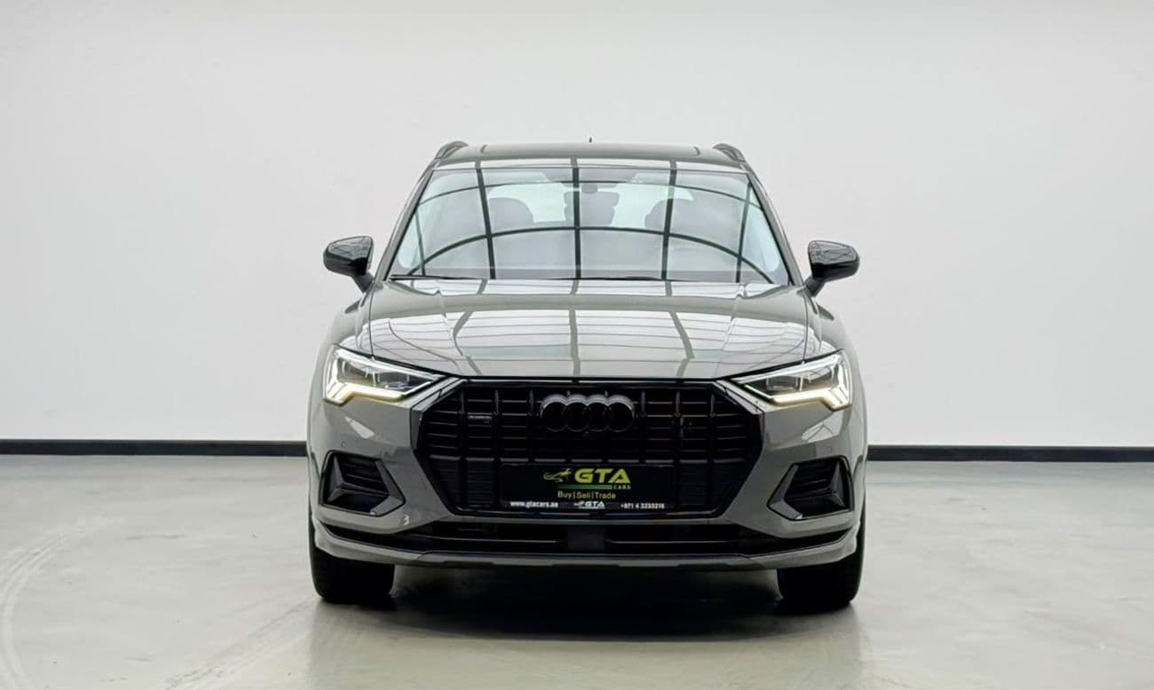 2024 Audi Q3 40 TFSI PROGRESS BLACK thumbnail 2