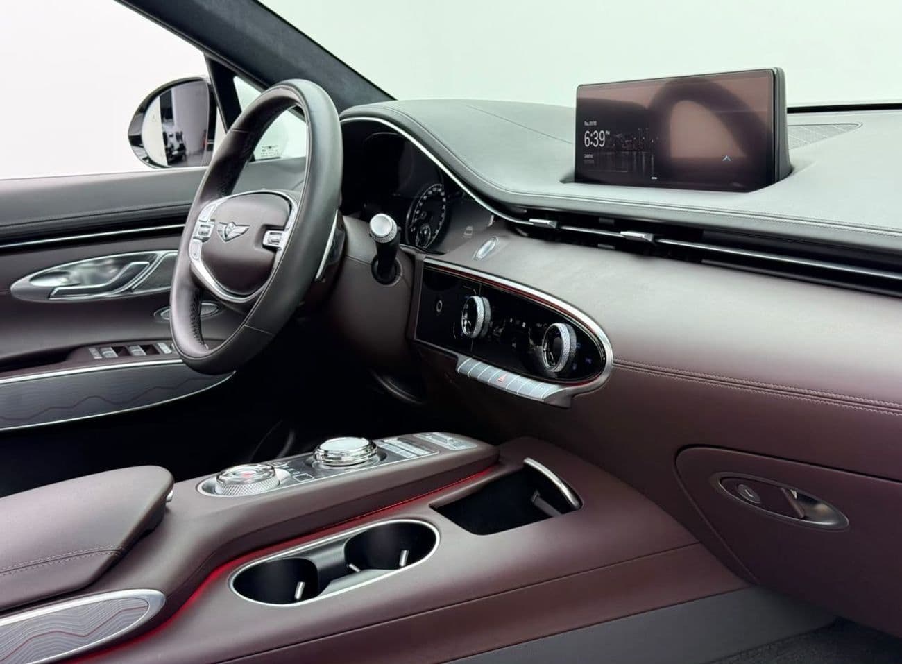 2023 Genesis GV70 PRESTIGE thumbnail 7
