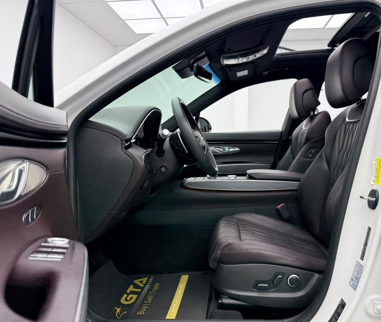 2023 Genesis GV70 PRESTIGE thumbnail 8