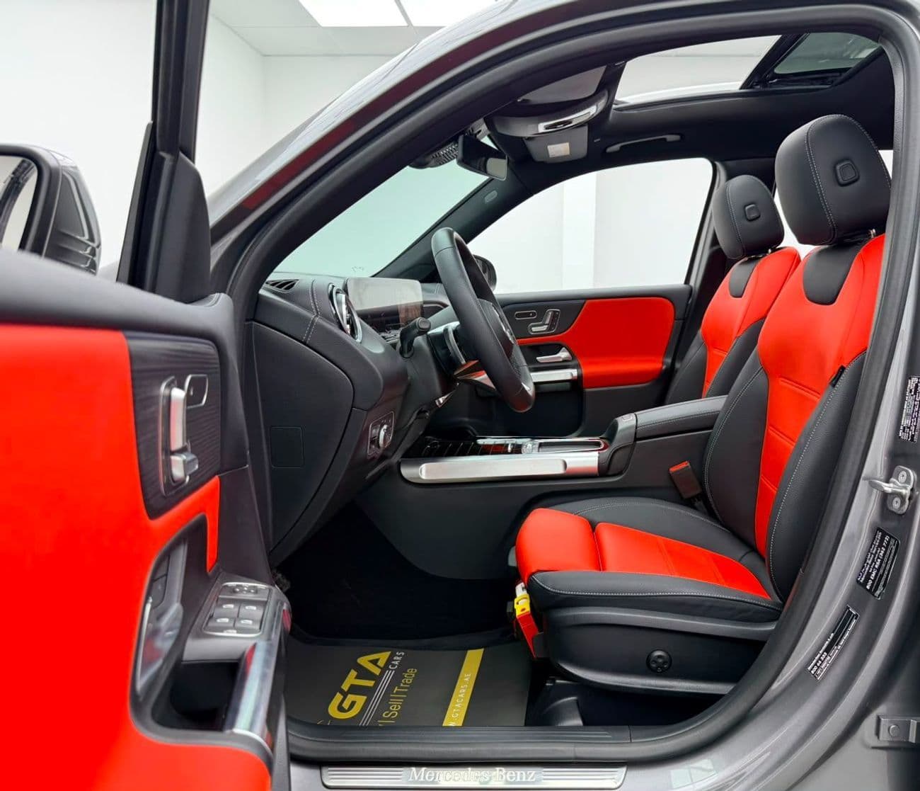2026 Mercedes Benz GLB200 STANDARD thumbnail 8