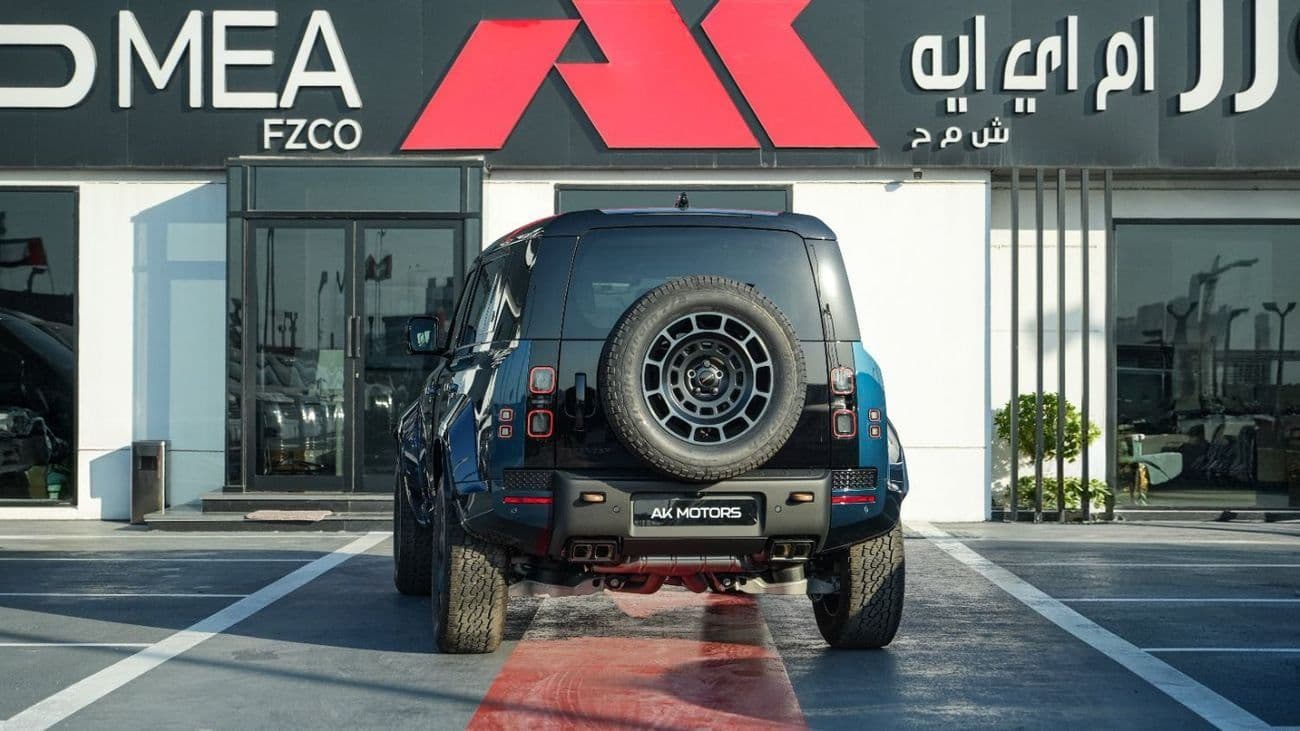2026 Land Rover Defender thumbnail 6
