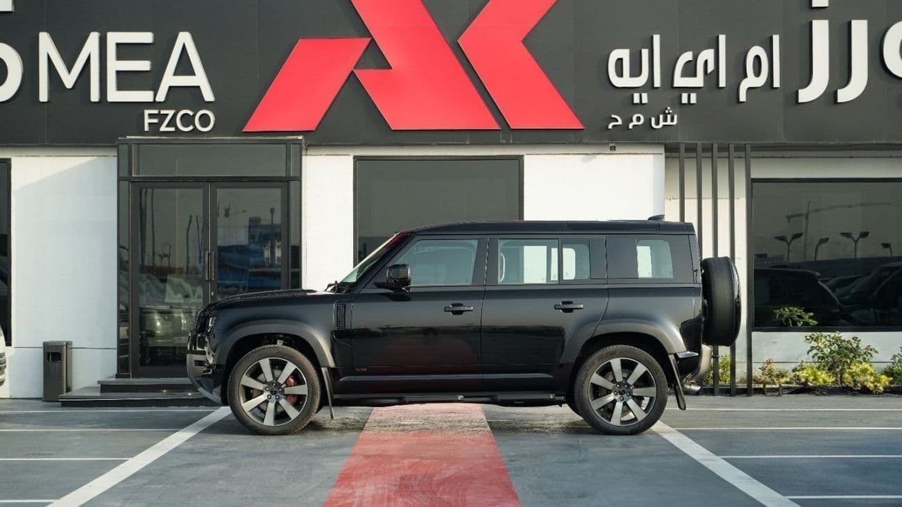 2026 Land Rover Defender Ultimate Edition P525 V8 5.0 Black 2026MY Export thumbnail 7