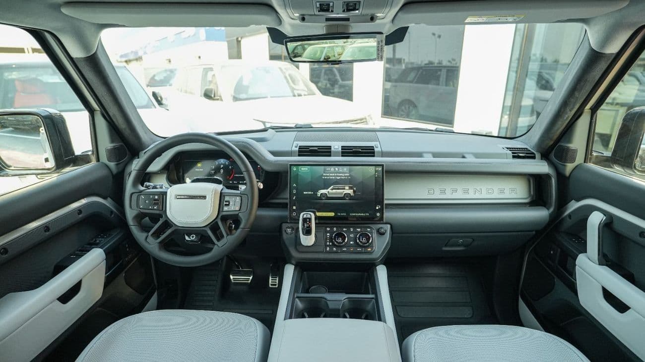 2026 Land Rover Defender OCTA thumbnail 8