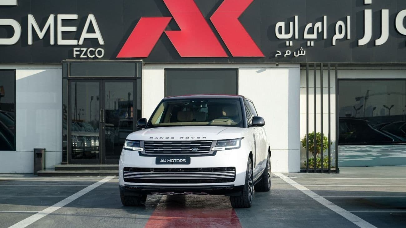 2026 Land Rover Range Rover SV LWB P615 thumbnail 3