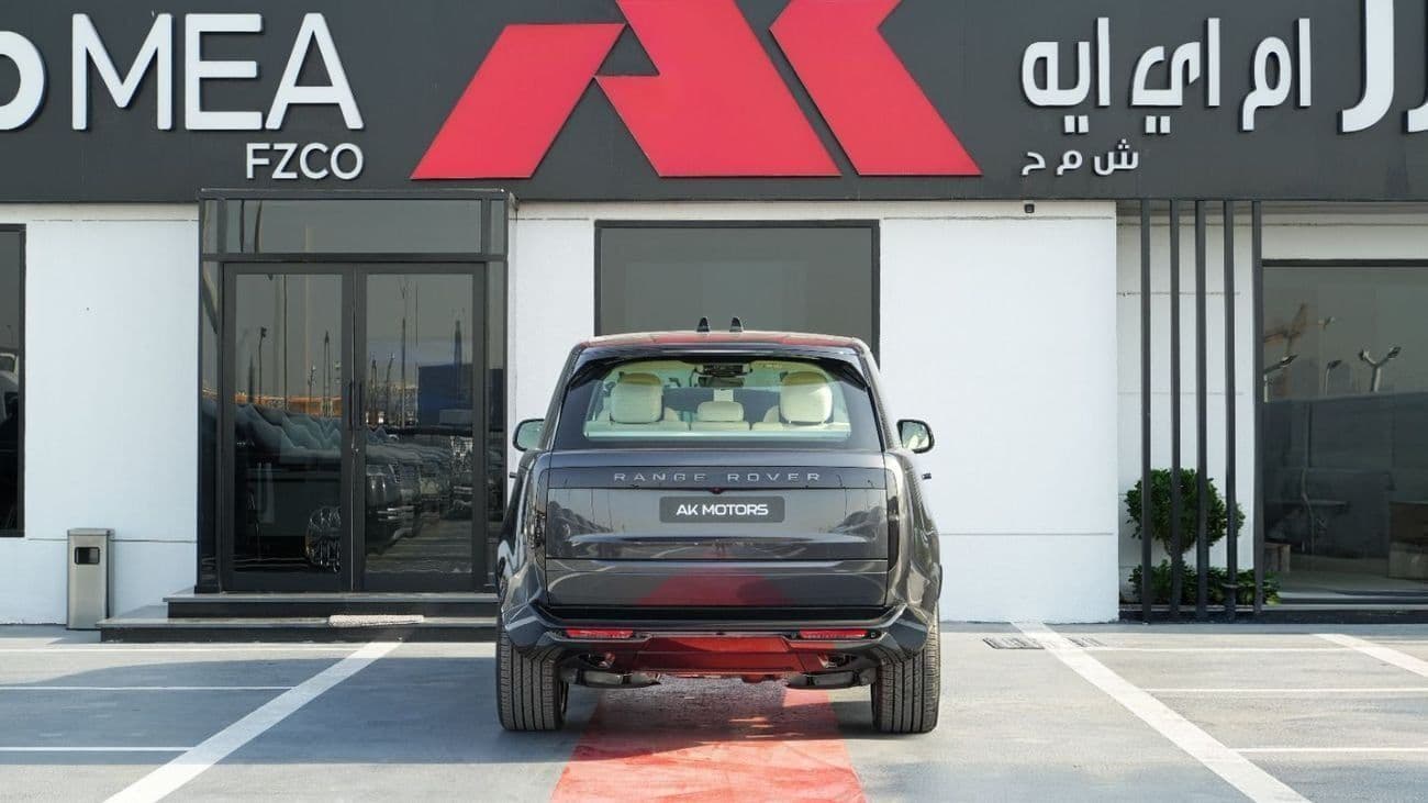 2026 Land Rover Range Rover HSE P400 thumbnail 5