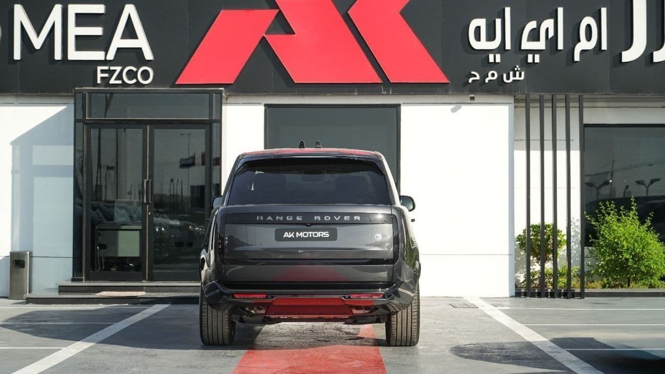 2023 Land Rover Range Rover SV LWB P530 thumbnail 5