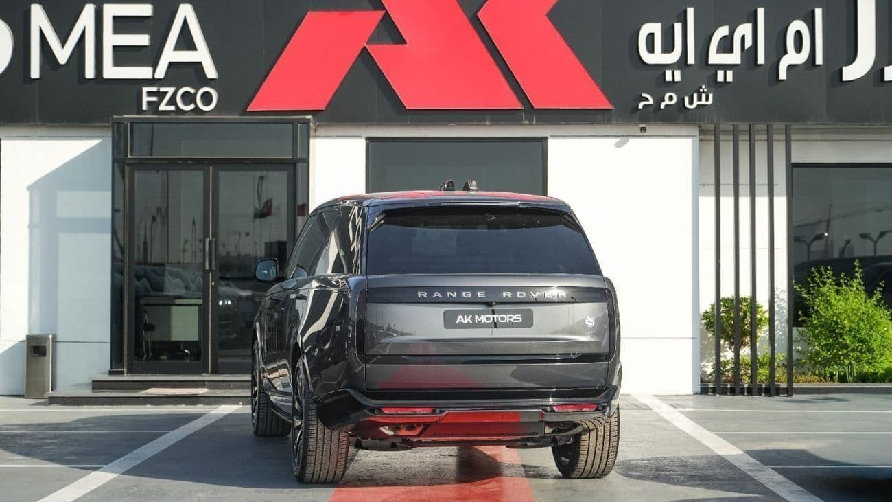 2023 Land Rover Range Rover SV LWB P530 thumbnail 6