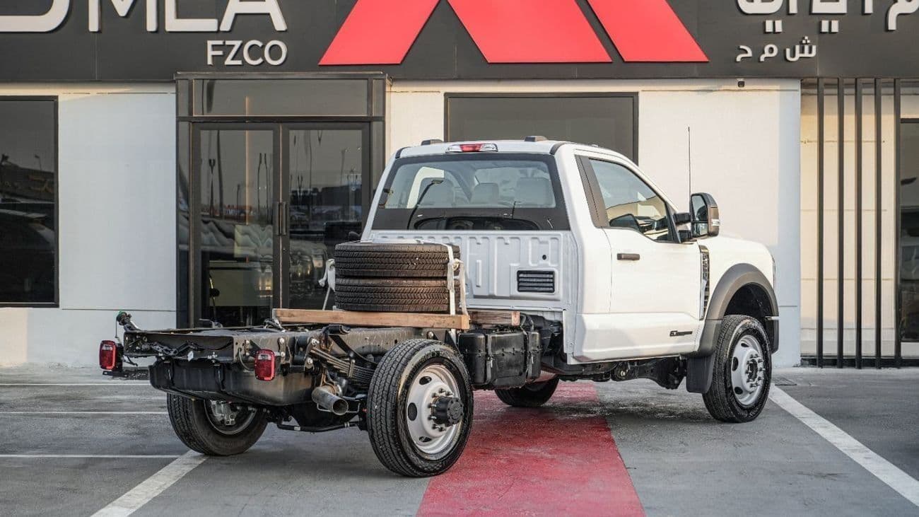 2026 Ford F 550 thumbnail 4