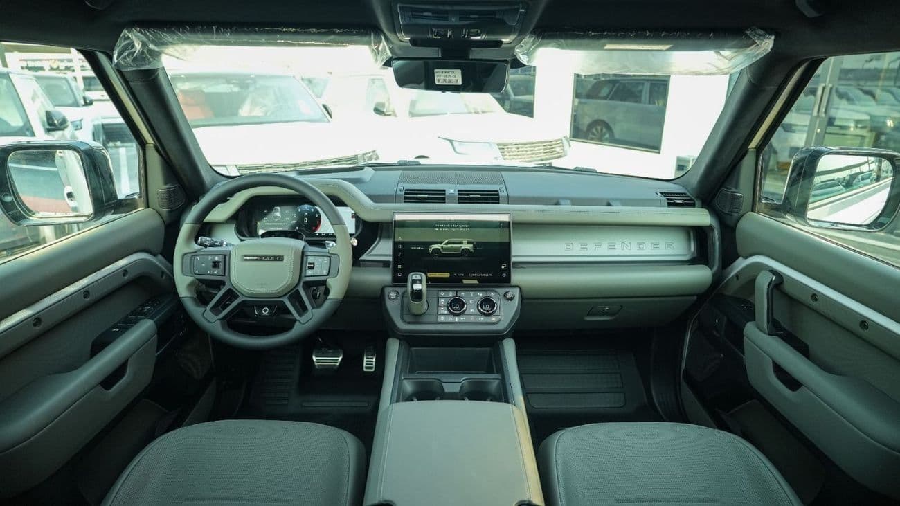2026 Land Rover Defender thumbnail 8