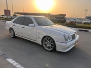 1996 Mercedes-Benz E320 thumbnail 3
