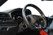 2022 Lamborghini Urus thumbnail 2